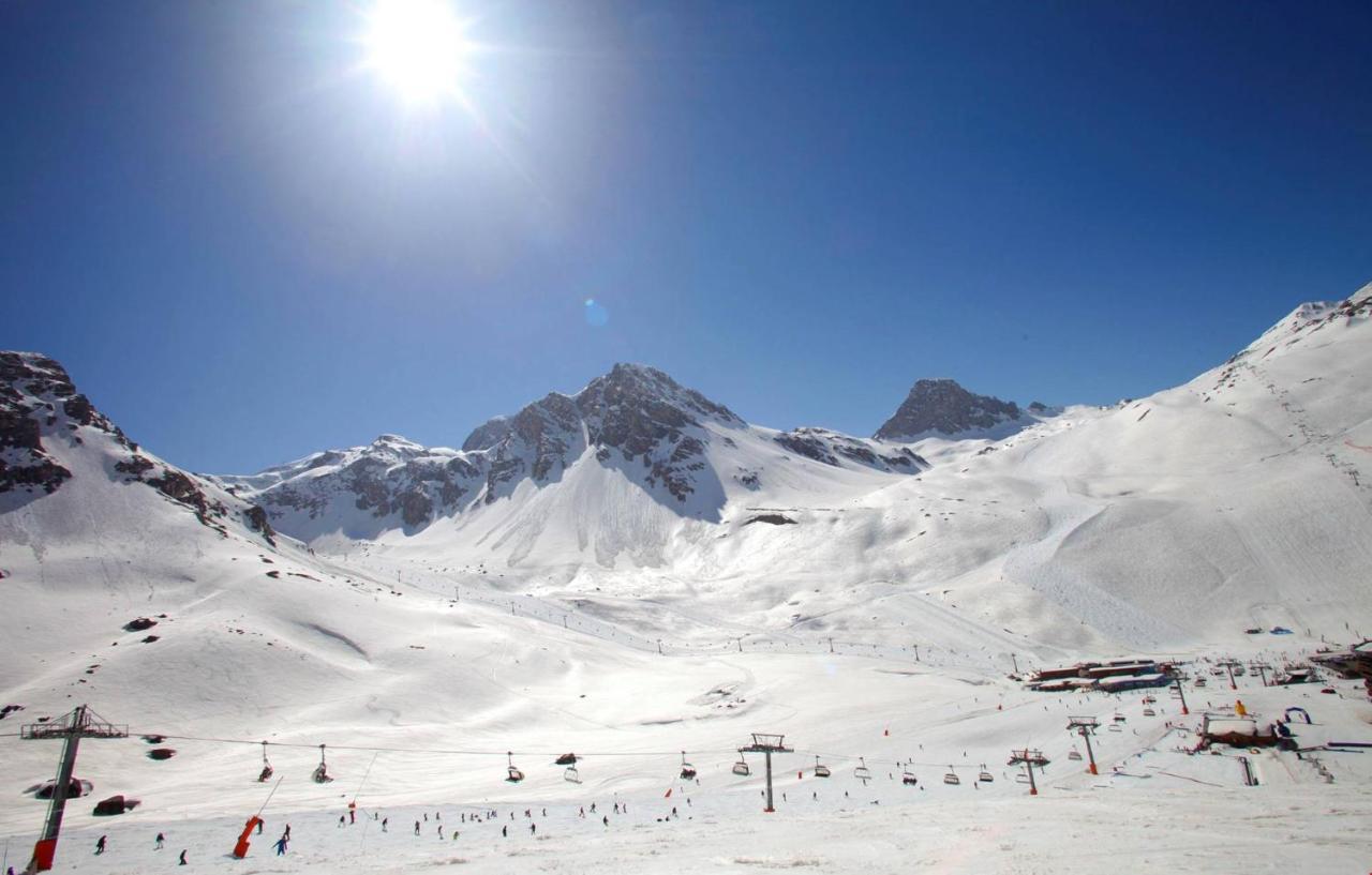 Belambra Clubs Tignes Val Claret Hotel Exterior photo